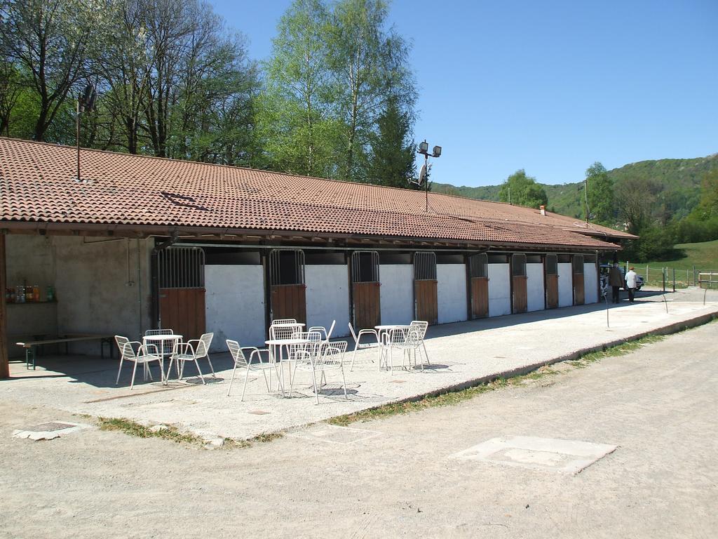 Hotel Rondanino Lanzo dʼIntelvi Εξωτερικό φωτογραφία