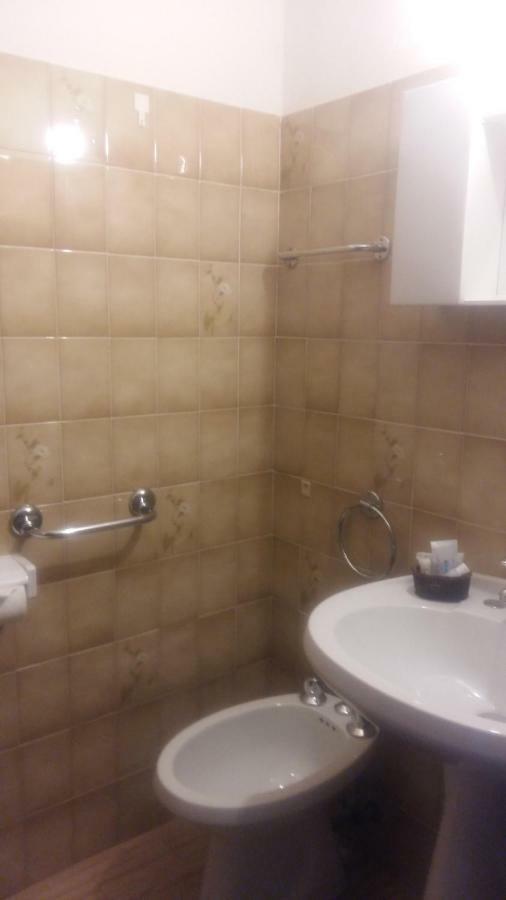 Hotel Rondanino Lanzo dʼIntelvi Εξωτερικό φωτογραφία